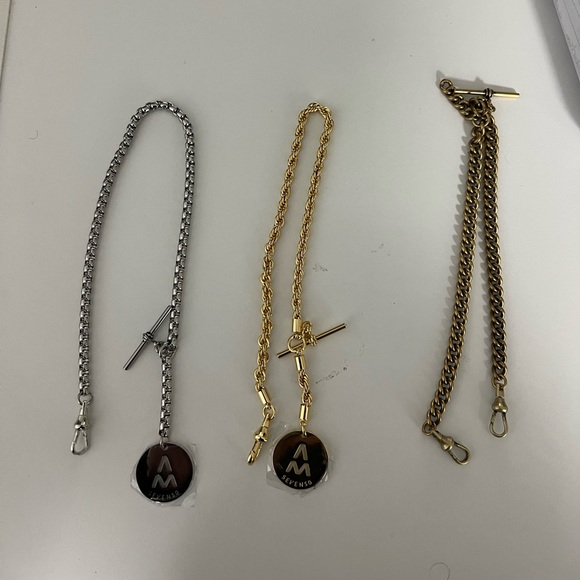 Vest Chains - Picture 1 of 1